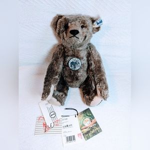 Steiff "Teddies for Tomorrow" Richard Steiff teddy, NWT, 11" tall